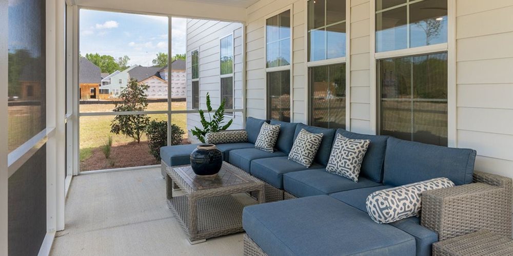ScreenPorch at EnclaveSouthPointe by DRB Coastal