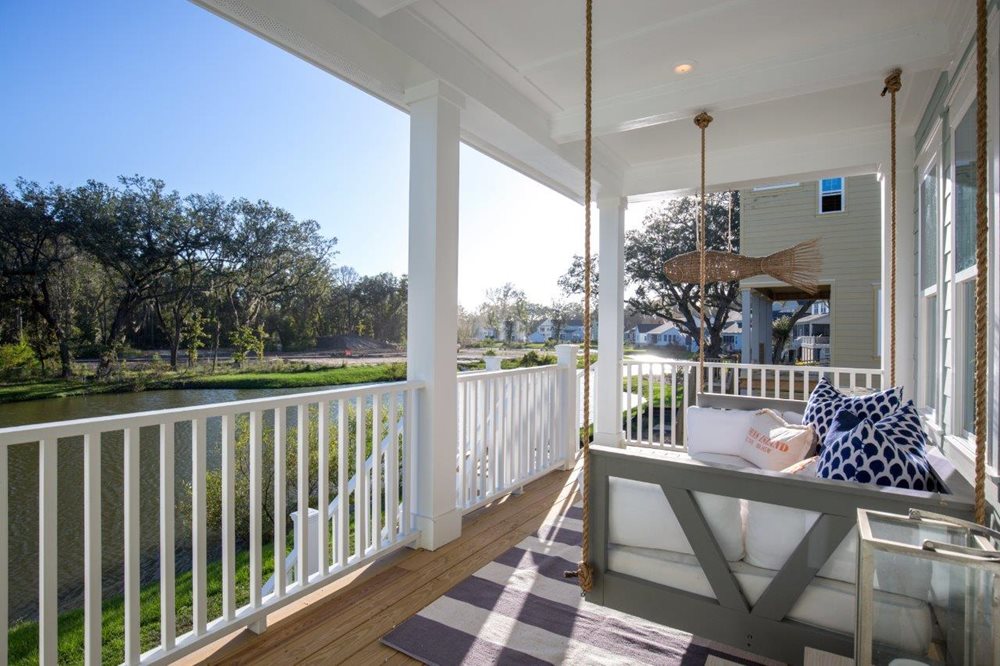 RutledgePorch at Stonoview by Lennar