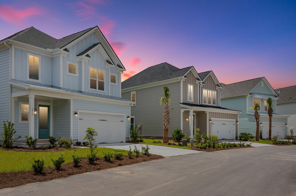 Streetscape at Park s Edge by Pulte