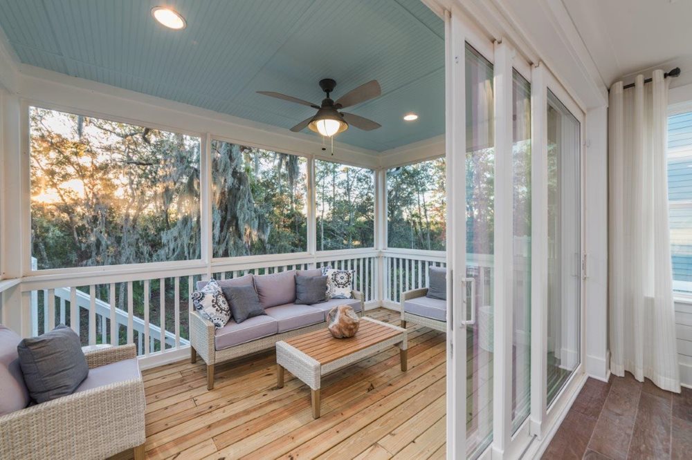 ScreenPorch at TurnersPointe by Pulte