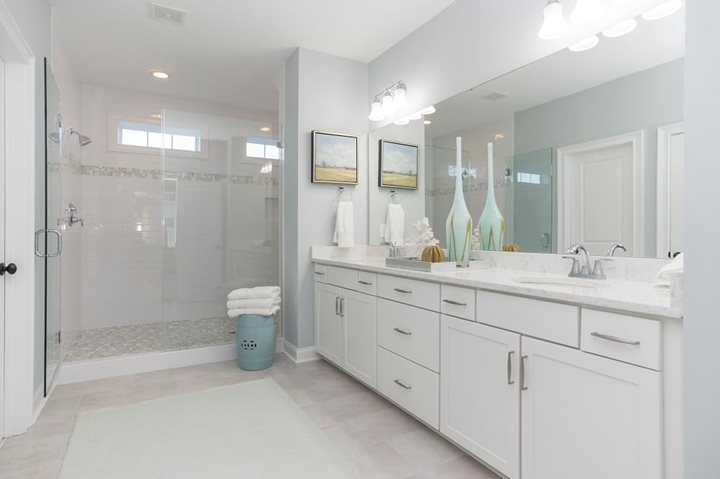 Dan Ryan Summers Corner New Home Bathroom