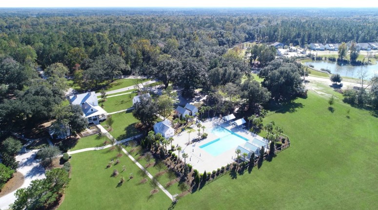 The Ponds Summerville SC community pool