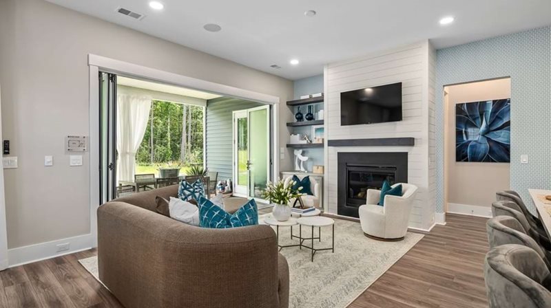 DRB Elevate - Summerwind Crossing - Enthusiast Open Living Room