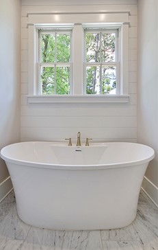 Poplar Grove Southeastern New Home Bathtub